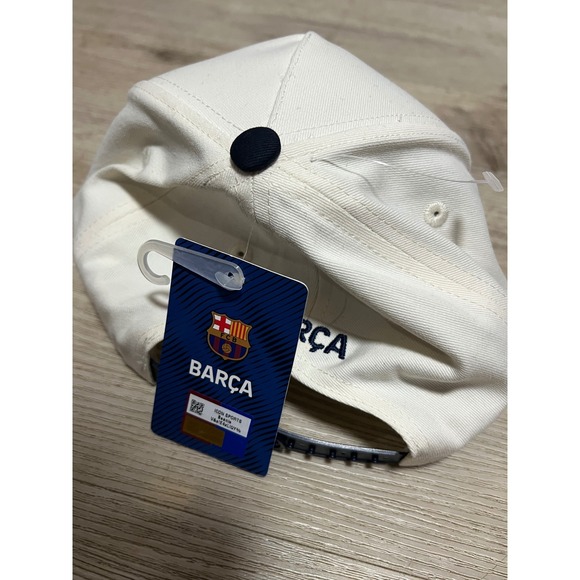 FC Barcelona Barca Snapback Hat Mens Off White Navy Blue Soccer Cap RN150123 - Picture 4 of 8
